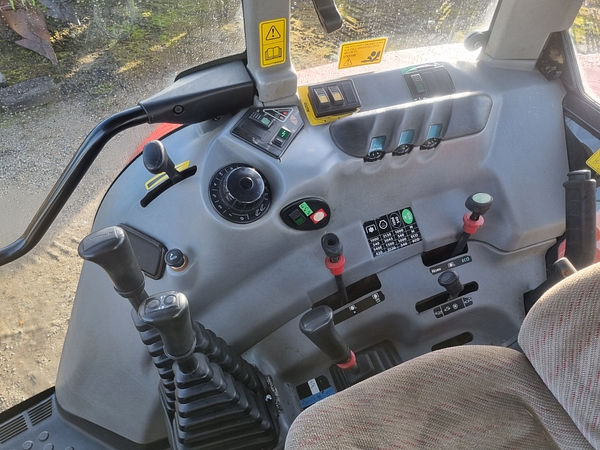 Chris Atkin & Son Ltd - Case Steyr CS94